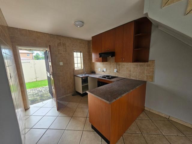 3 Bedroom Apartment / Flat For Sale in Illiondale