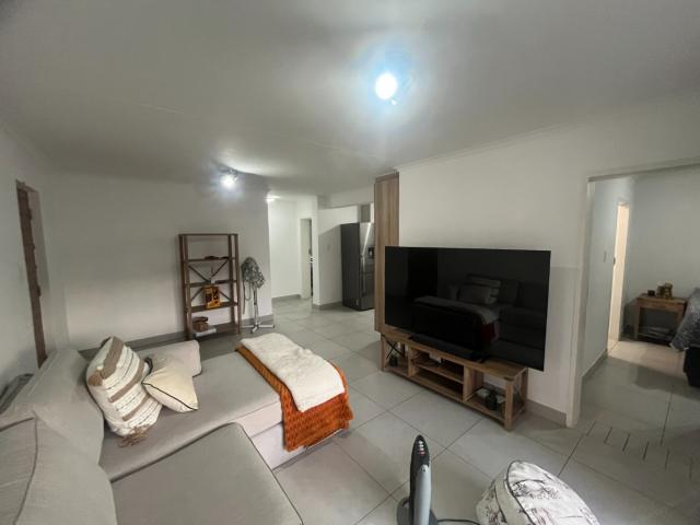 3 Bedroom Apartment / Flat For Sale in Irene