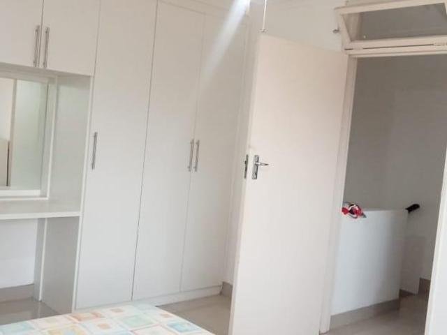 3 Bedroom Apartment / Flat For Sale in Isipingo Hills