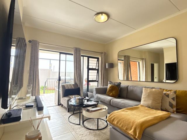 3 Bedroom Apartment / Flat For Sale in Oakdene