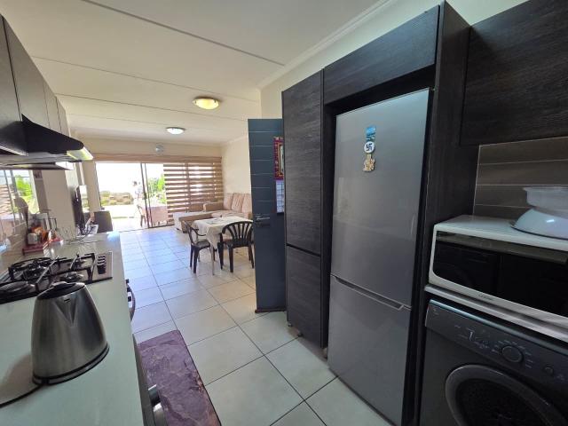 3 Bedroom Apartment / Flat For Sale in Oakdene