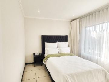 3 Bedroom Apartment / Flat For Sale in Lonehill