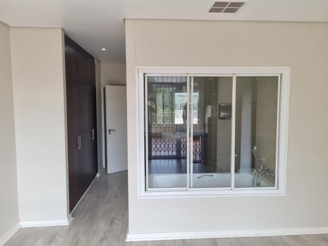 3 Bedroom Apartment / Flat For Sale in La Lucia