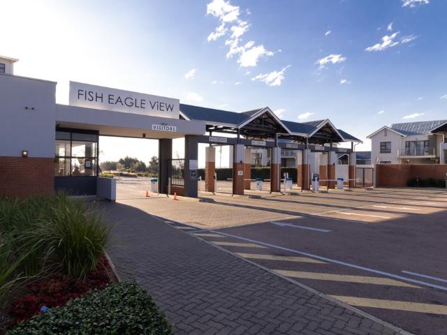 3 Bedroom Apartment / Flat For Sale in Modderfontein