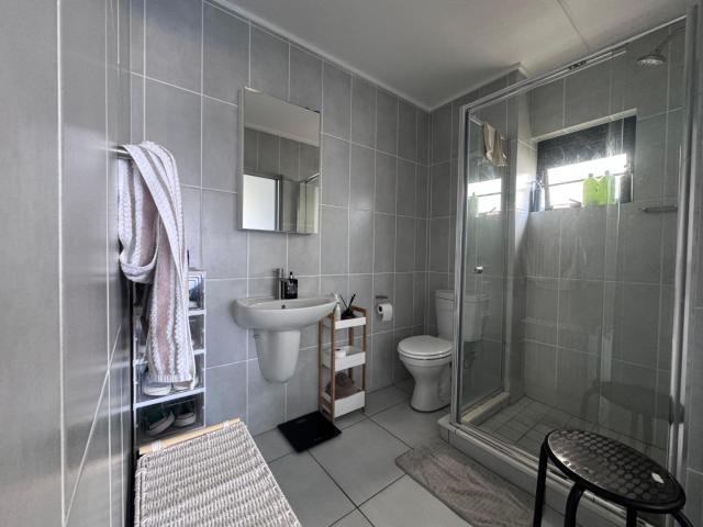 3 Bedroom Apartment / Flat For Sale in Mooikloof