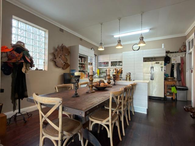 3 Bedroom Apartment / Flat For Sale in Morningside