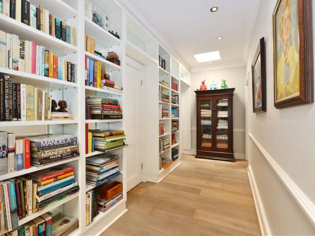 3 Bedroom Apartment / Flat For Sale in Morningside