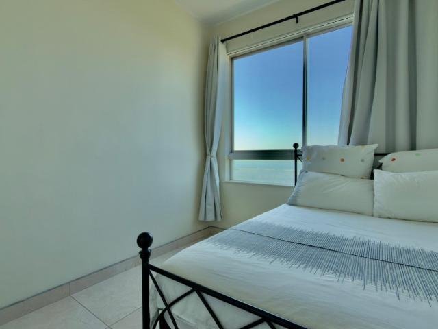 3 Bedroom Apartment / Flat For Sale in Morningside