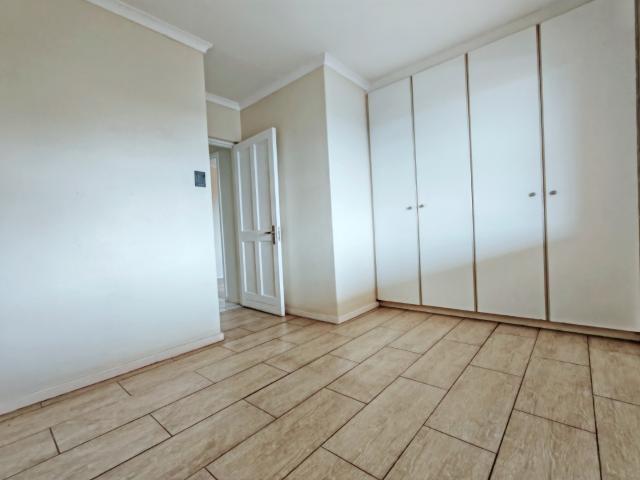 3 Bedroom Apartment / Flat For Sale in Morningside