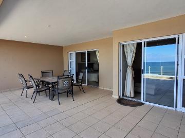 3 Bedroom Apartment / Flat For Sale in Manaba Beach