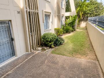 3 Bedroom Apartment / Flat For Sale in Margate