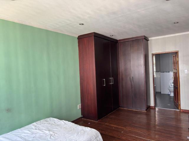 3 Bedroom Apartment / Flat For Sale in Marshalltown