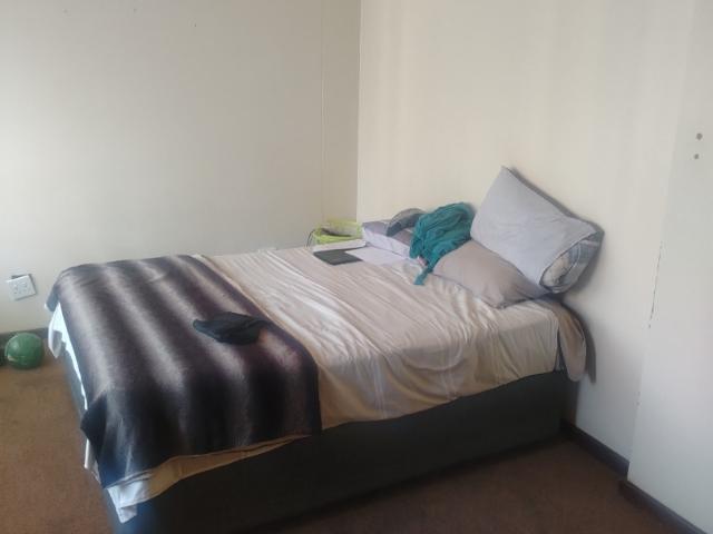 3 Bedroom Apartment / Flat For Sale in Meyerspark