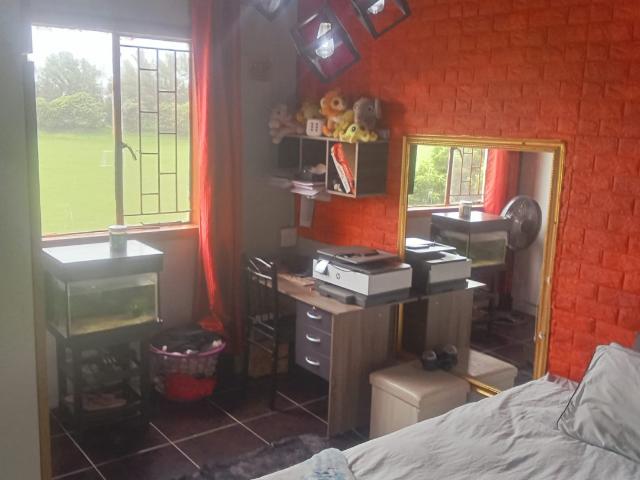 3 Bedroom Apartment / Flat For Sale in Merewent