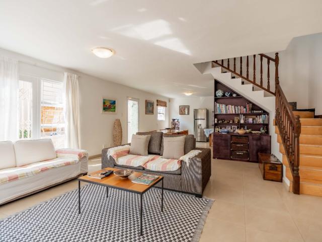 3 Bedroom Apartment / Flat For Sale in Musgrave