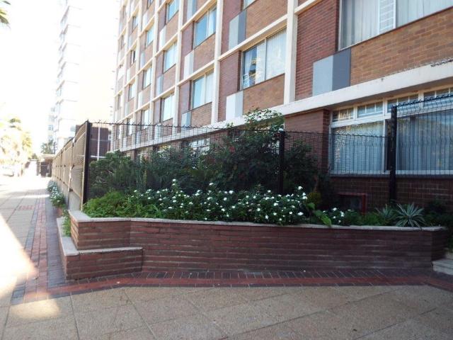 3 Bedroom Apartment / Flat For Sale in North Beach