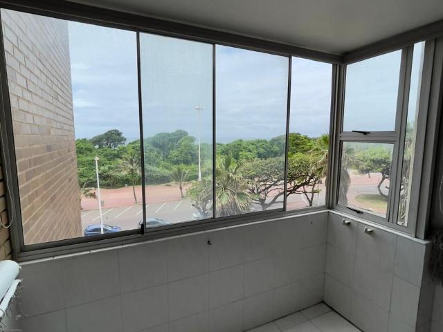 3 Bedroom Apartment / Flat For Sale in North Beach