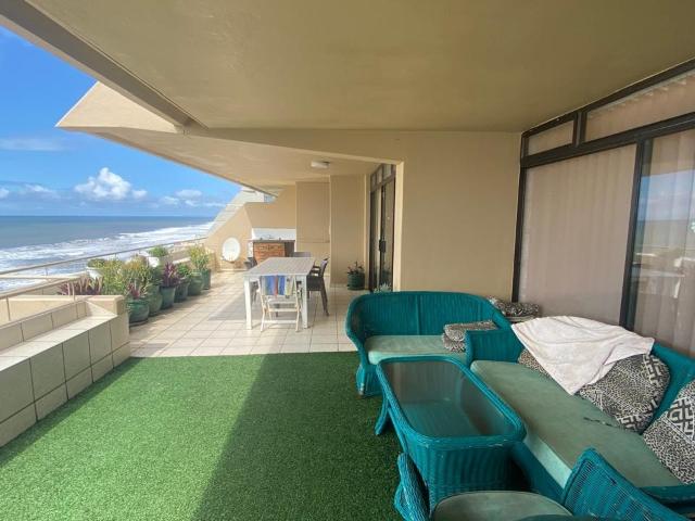 3 Bedroom Apartment / Flat For Sale in Newsel Beach