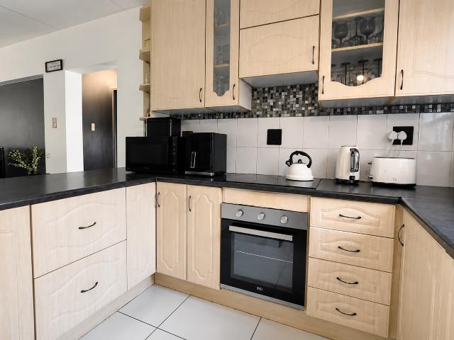 3 Bedroom Apartment / Flat For Sale in Safari Gardens