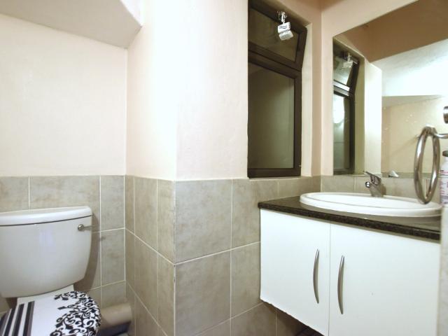3 Bedroom Apartment / Flat For Sale in Sandton Central