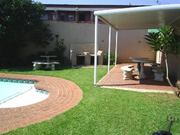 3 Bedroom Apartment / Flat For Sale in Scottsville
