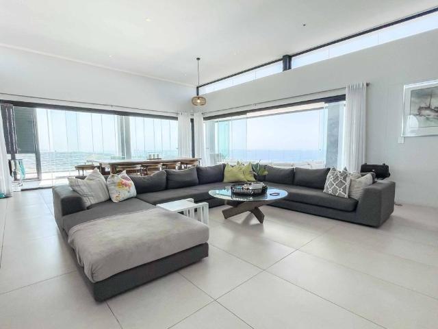 3 Bedroom Apartment / Flat For Sale in Sibaya Precinct