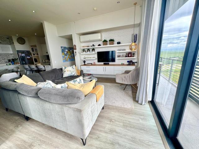 3 Bedroom Apartment / Flat For Sale in Sibaya Precinct