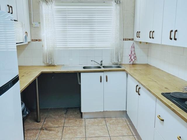 3 Bedroom Apartment / Flat For Sale in St Georges Park