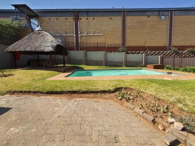 3 Bedroom Apartment / Flat For Sale in Suideroord