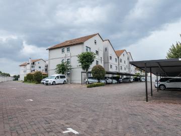 3 Bedroom Apartment / Flat For Sale in Sunninghill