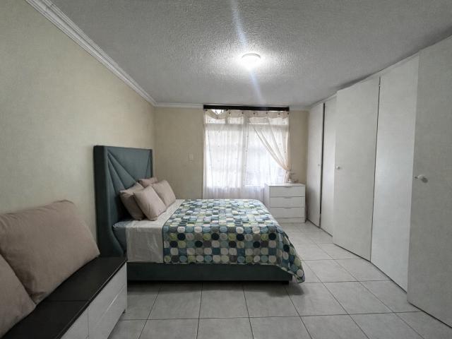 3 Bedroom Apartment / Flat For Sale in Sunnyside