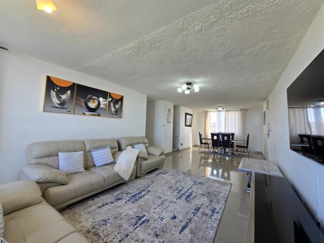 3 Bedroom Apartment / Flat For Sale in Prospect Hall