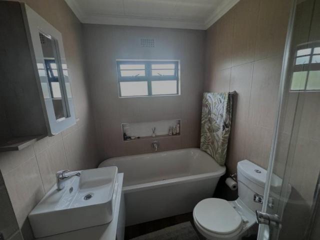 3 Bedroom Apartment / Flat For Sale in Roodepark Eco Estate