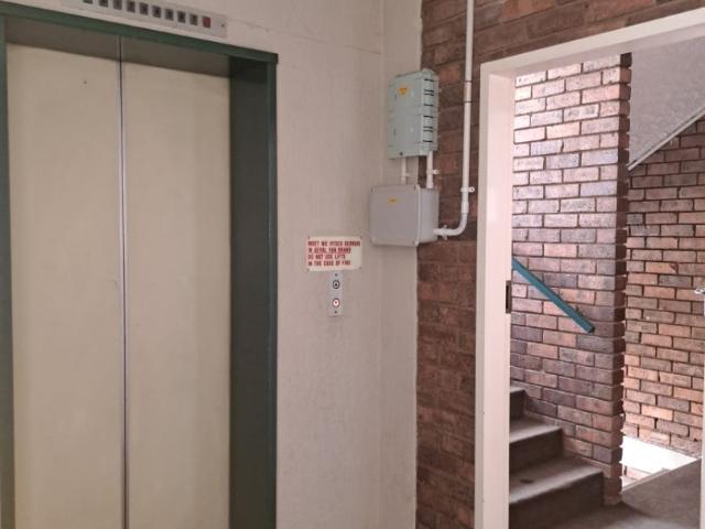 3 Bedroom Apartment / Flat For Sale in Rietfontein