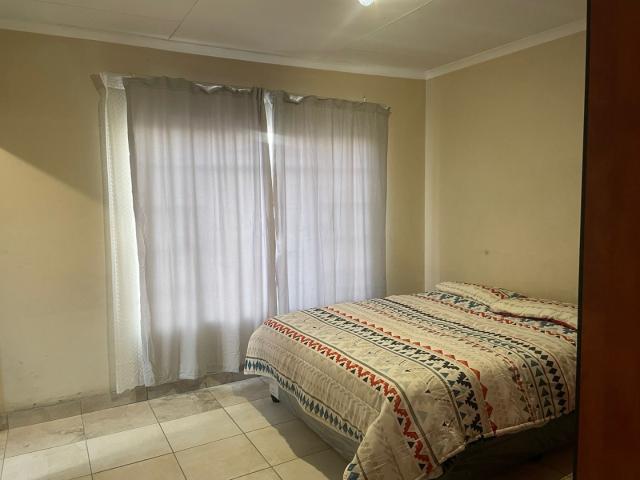 3 Bedroom Apartment / Flat For Sale in Waterval East