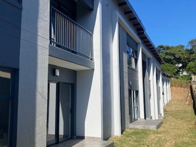3 Bedroom Apartment / Flat For Sale in Westbrook