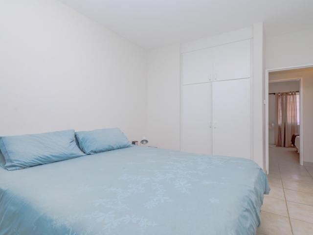 3 Bedroom Apartment / Flat For Sale in Willard Beach