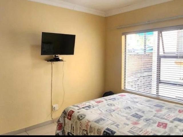 3 Bedroom Apartment / Flat For Sale in Winchester Hills