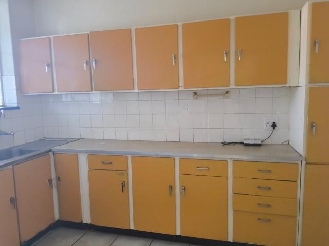 3 Bedroom Apartment / Flat For Sale in Windsor East
