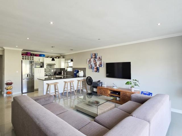 3 Bedroom Apartment / Flat For Sale in Winterstrand