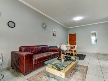3 Bedroom Apartment / Flat For Sale in Terenure