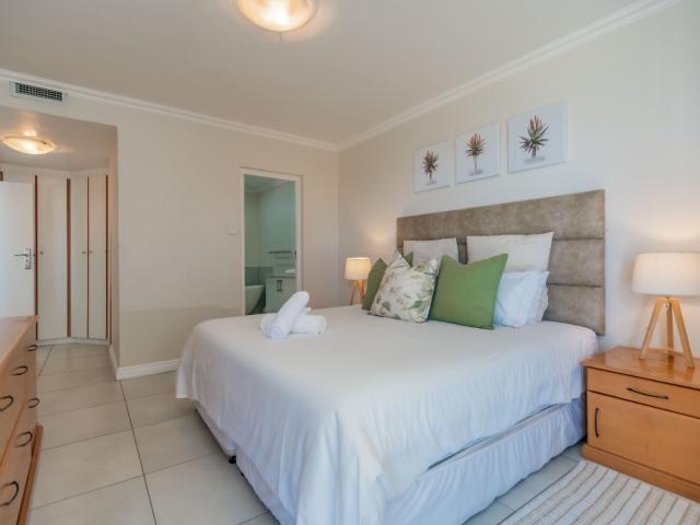 3 Bedroom Apartment / Flat For Sale in Umhlanga Central