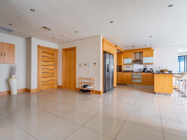3 Bedroom Apartment / Flat For Sale in Umhlanga Central