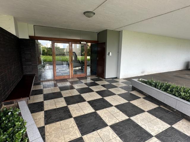 3 Bedroom Apartment / Flat For Sale in Umhlanga Central