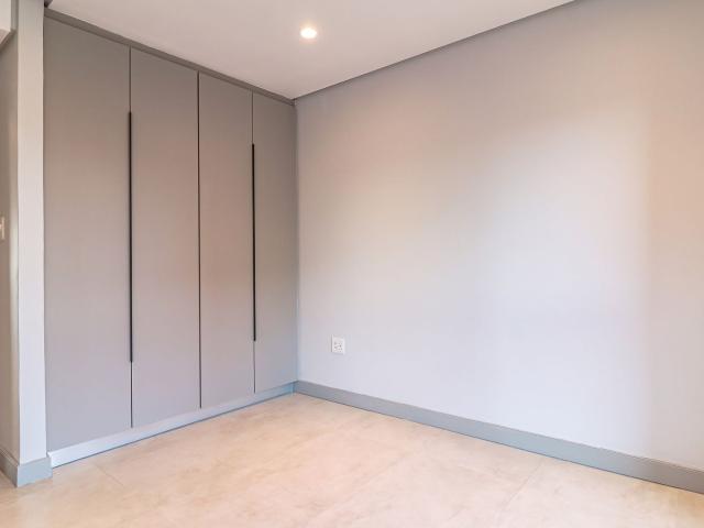 3 Bedroom Apartment / Flat For Sale in Umhlanga Ridgeside