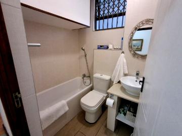 3 Bedroom Apartment / Flat For Sale in Uvongo Beach