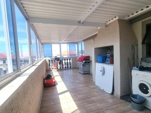 3 Bedroom Apartment / Flat For Sale in Uvongo
