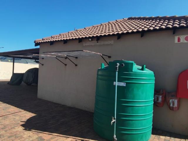 3 Bedroom Apartment / Flat For Sale in Vaalpark