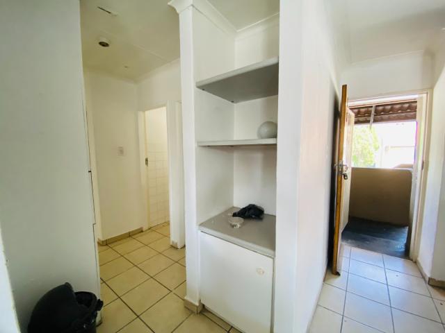 3 Bedroom Apartment / Flat For Sale in Verwoerdpark