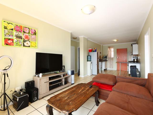 3 Bedroom Apartment / Flat For Sale in Zwartkop